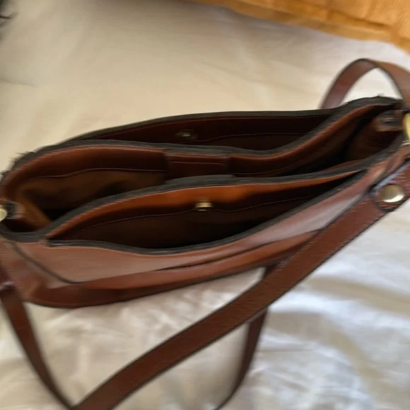 Patricia Nash Brown Shoulder Bag with Slouchy Hobo Shape and Adjustable Strap - Picture 8 of 16